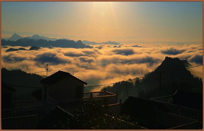 肇峰寨云海.jpg