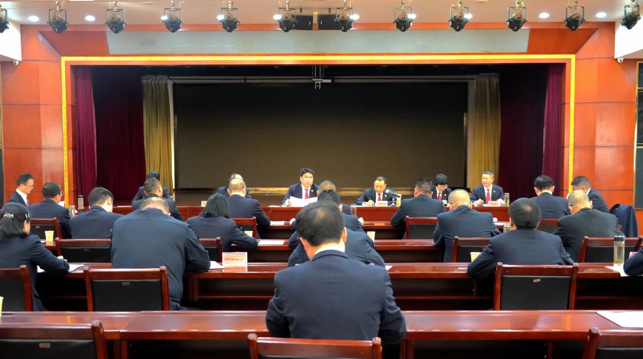 贯彻图片.jpg 贯彻图片.jpg
